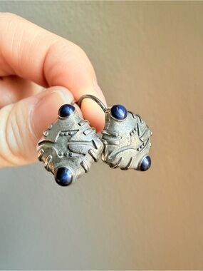 Vintage Edgar Berebi silver tone earrings